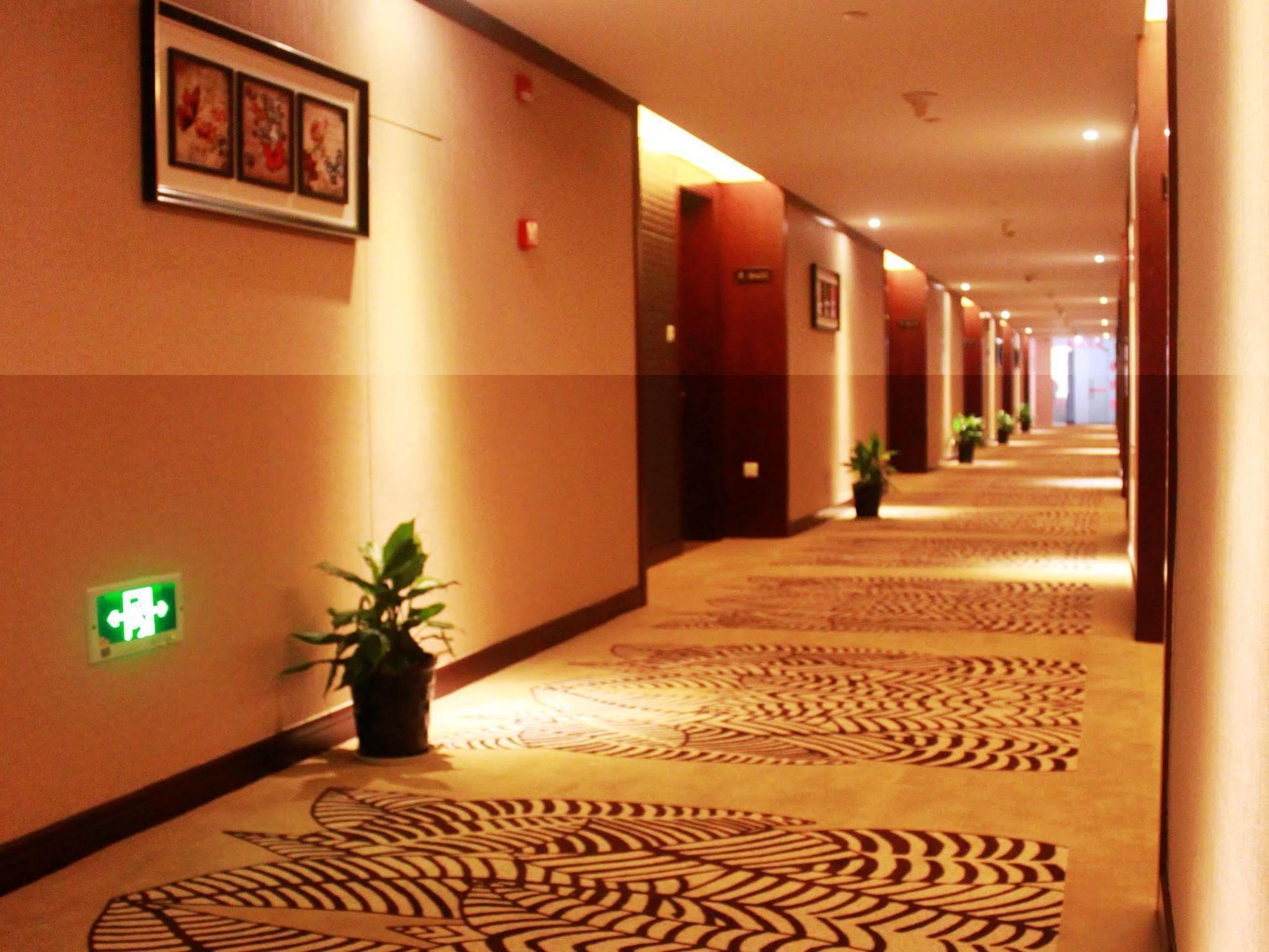 Baocheng Boutique Hotel Ningbo Exterior photo